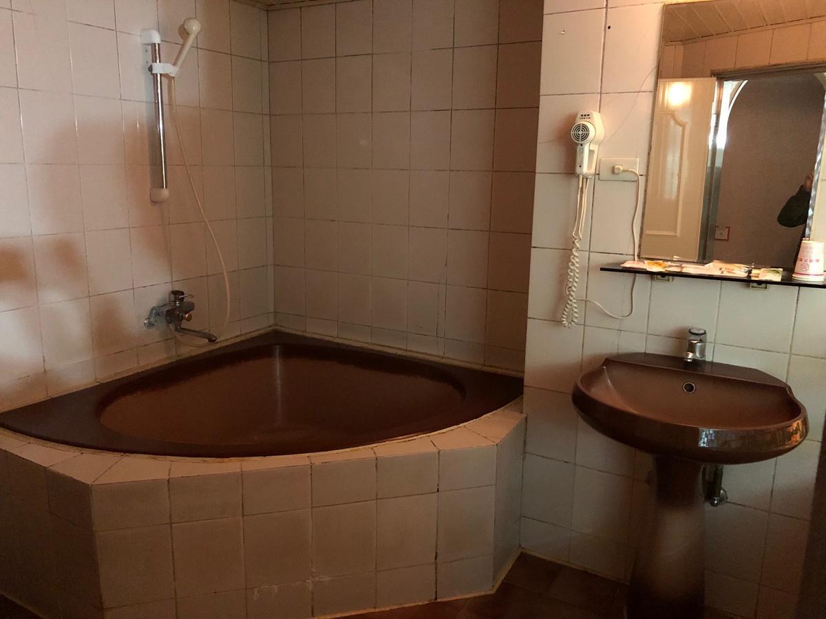 Cyue Chao Hotel Taoyuan Zewnętrze zdjęcie