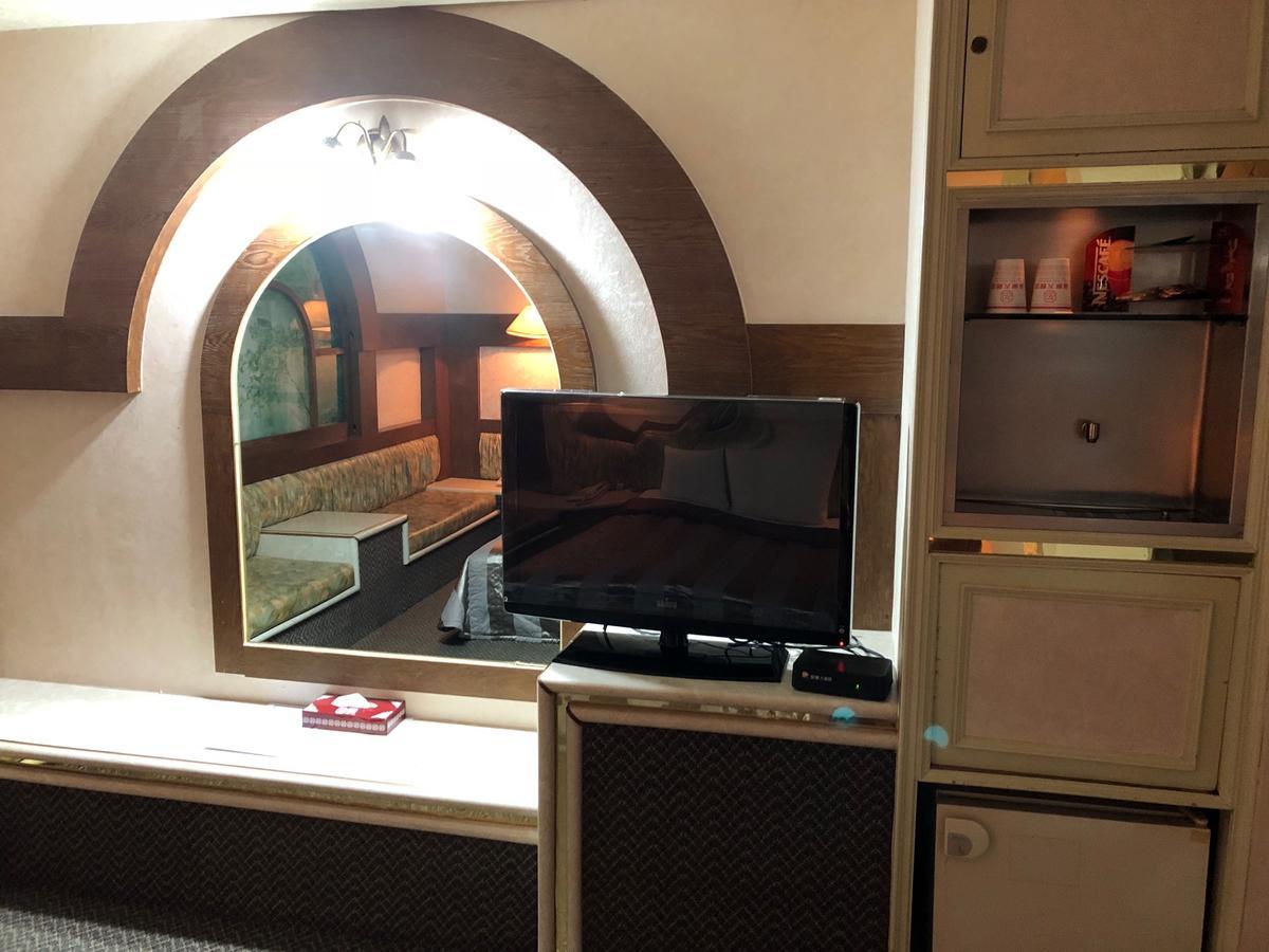 Cyue Chao Hotel Taoyuan Zewnętrze zdjęcie