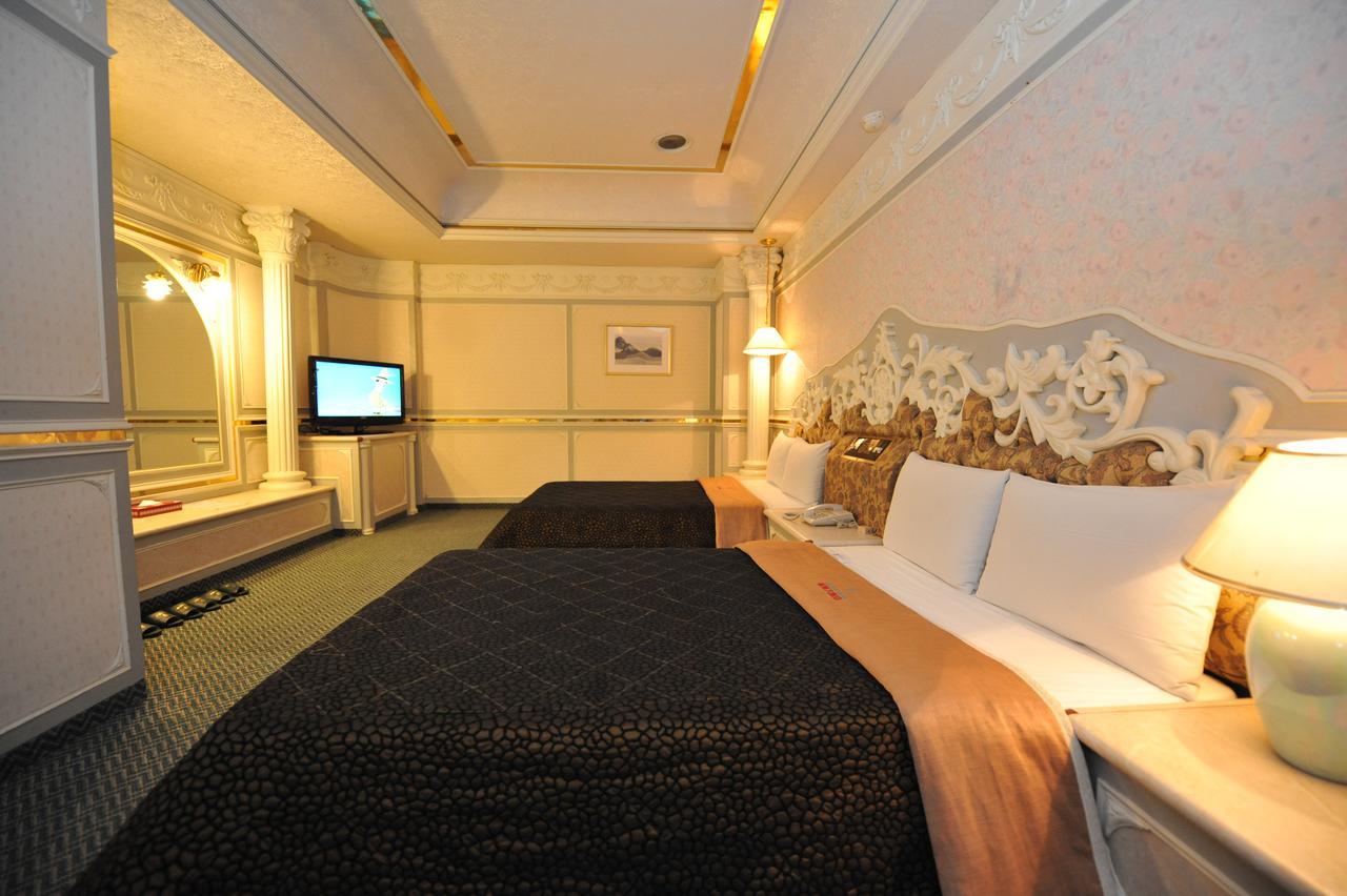 Cyue Chao Hotel Taoyuan Zewnętrze zdjęcie
